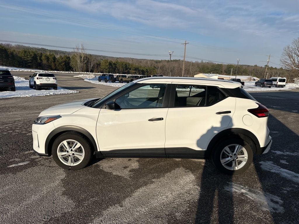 2023 Nissan Kicks S