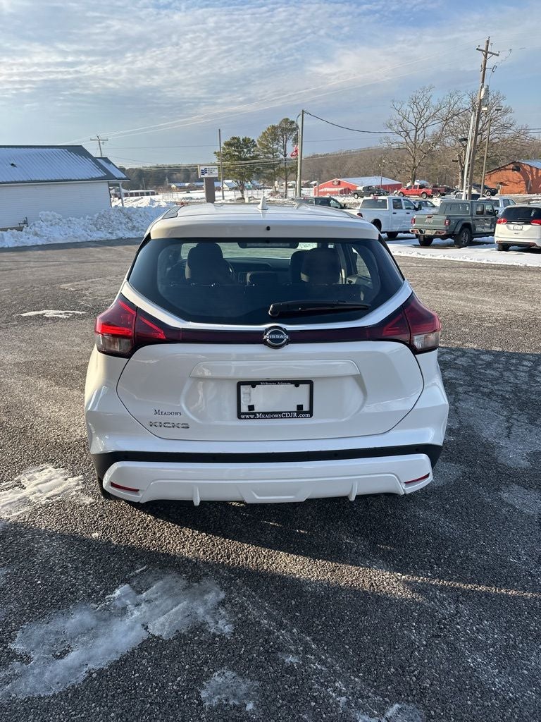 2023 Nissan Kicks S
