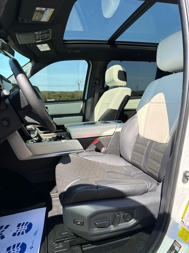2023 Toyota Tundra Hybrid Capstone