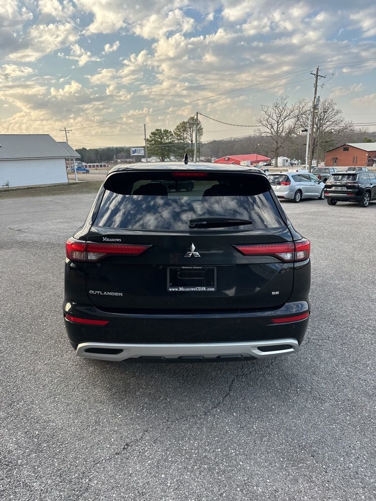 2024 Mitsubishi Outlander SE