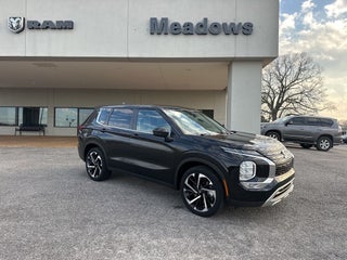 2024 Mitsubishi Outlander SE