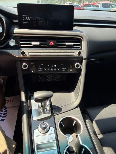 2025 Genesis G70 2.5T