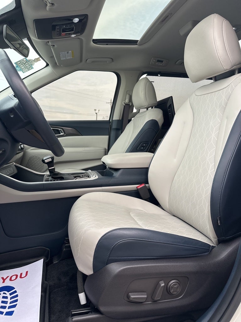 2025 Kia Carnival SX