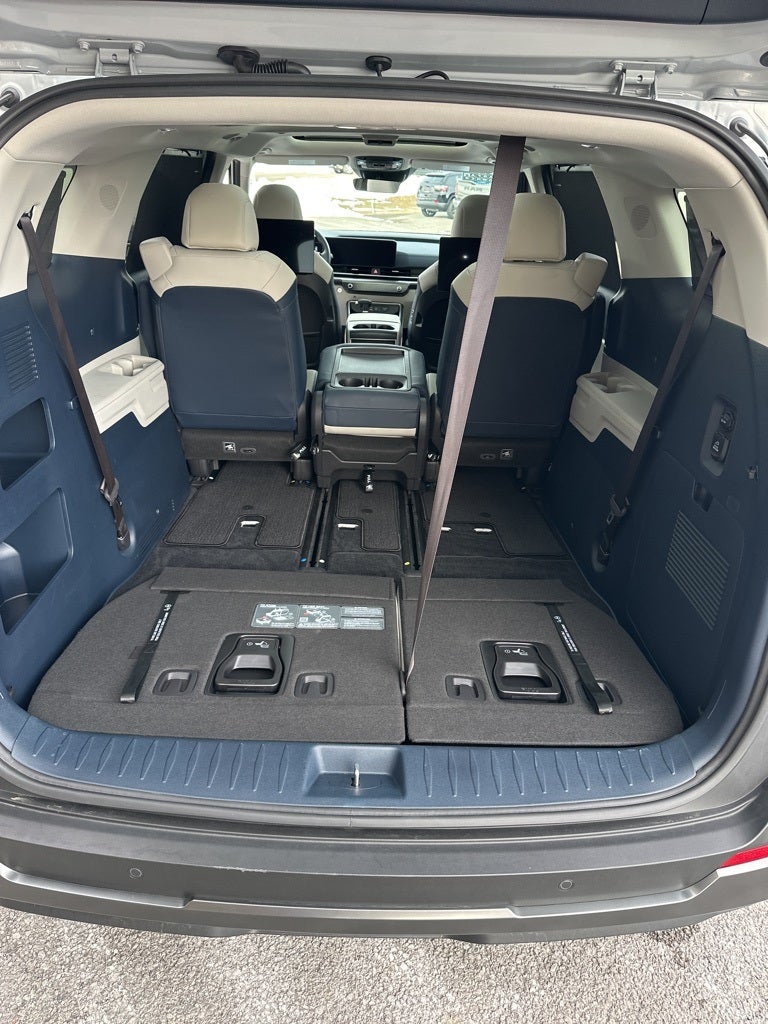 2025 Kia Carnival SX