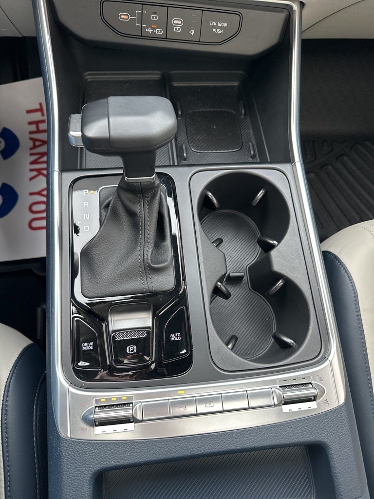 2025 Kia Carnival SX