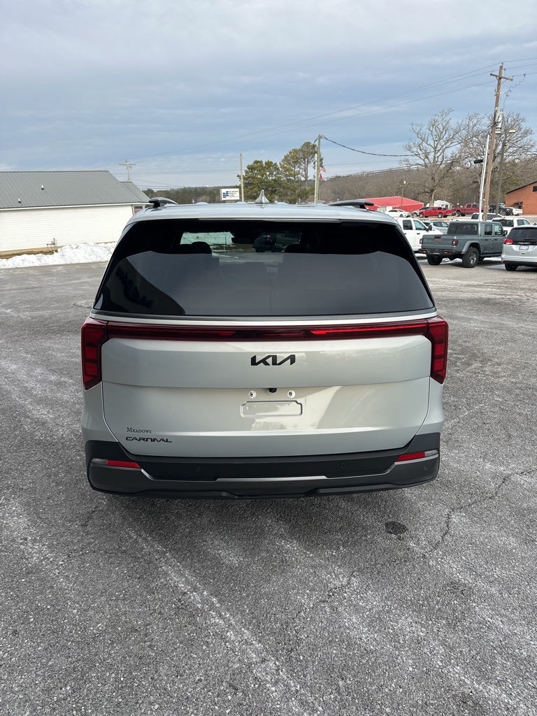 2025 Kia Carnival SX